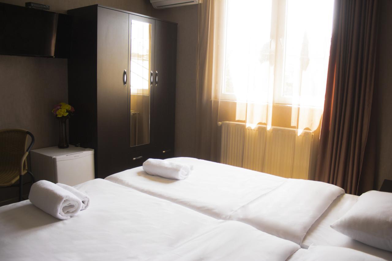 Prima Rooms Tbilisi Esterno foto