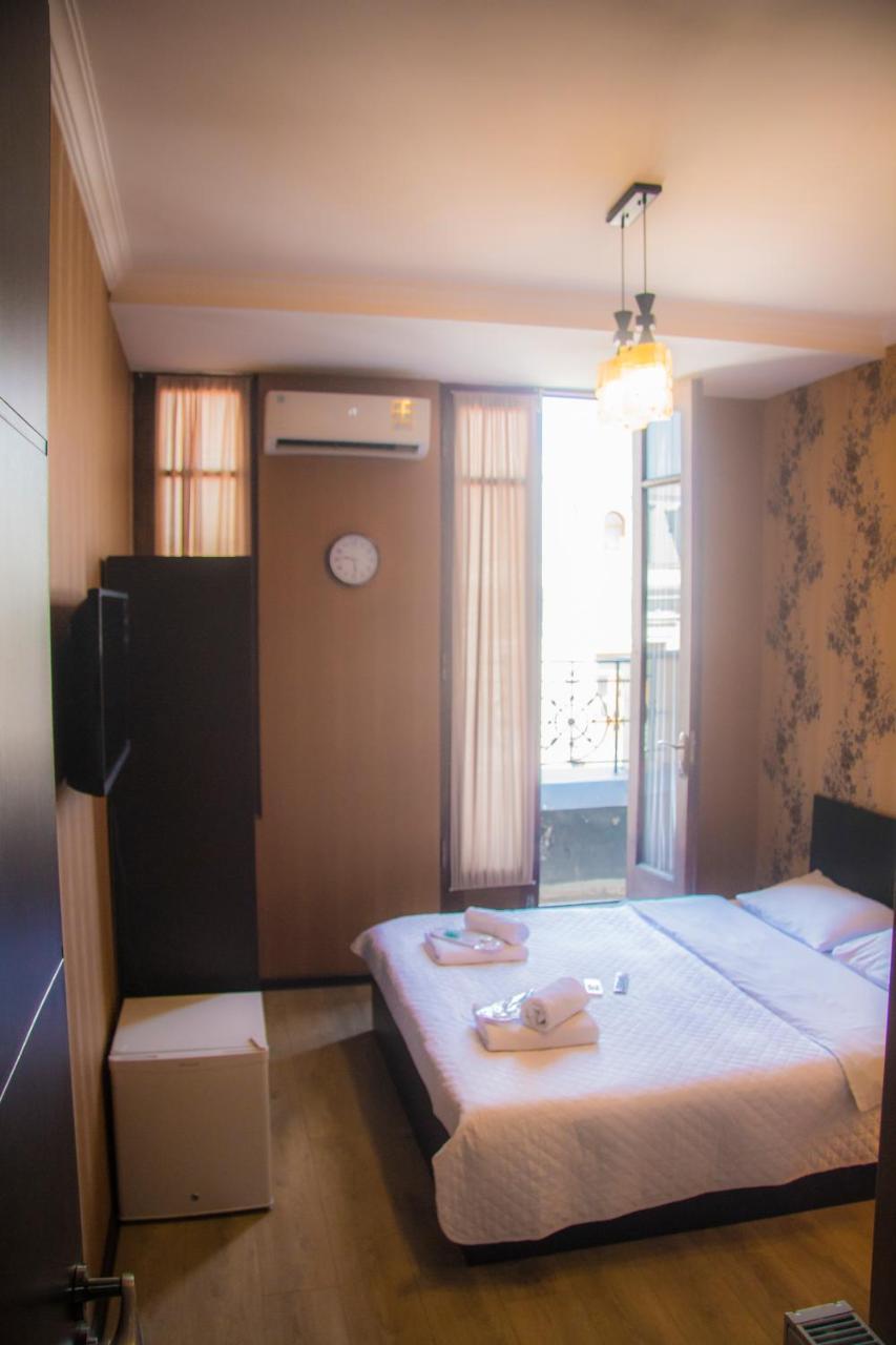 Prima Rooms Tbilisi Esterno foto