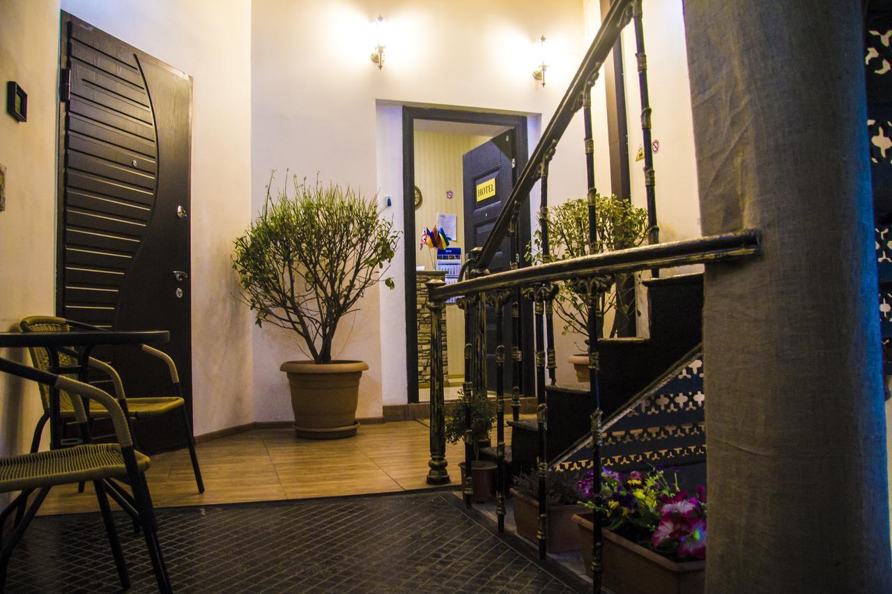 Prima Rooms Tbilisi Esterno foto